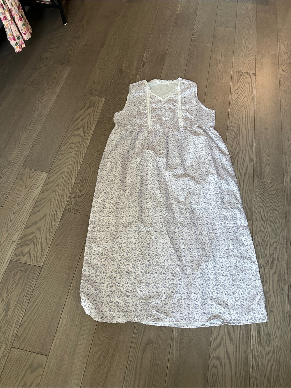 Classic Floral Sleeveless Kids Pajama Gown in Light Lavender